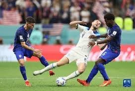 解析地方棋牌的“圈子文化”：为什么杀熟现象在这些博弈中频发？（解读地方棋牌圈层文化：为何“杀熟”现象屡见不鲜？）