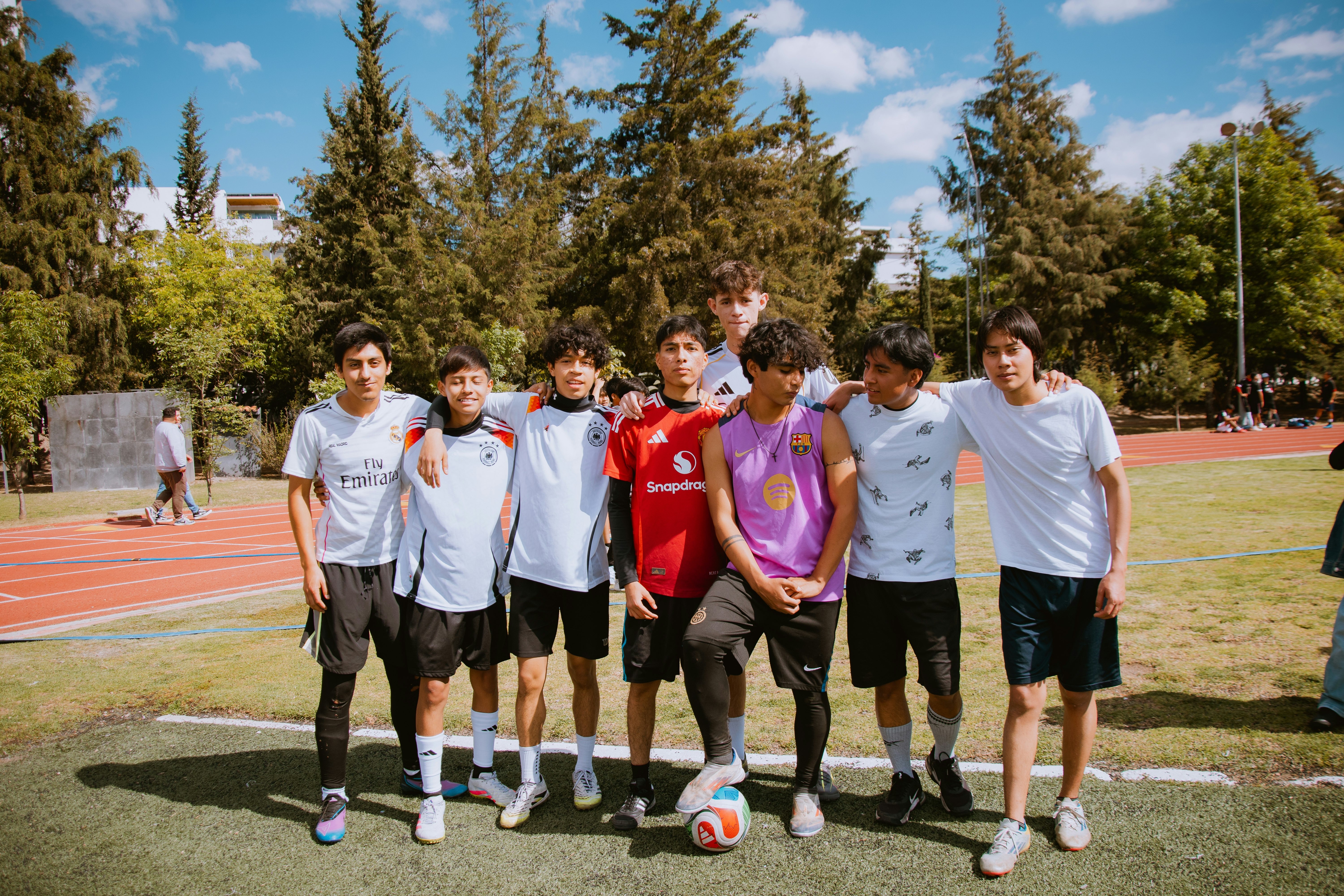 《王者荣耀》×三丽鸥联动来袭 限定皮肤萌动峡谷