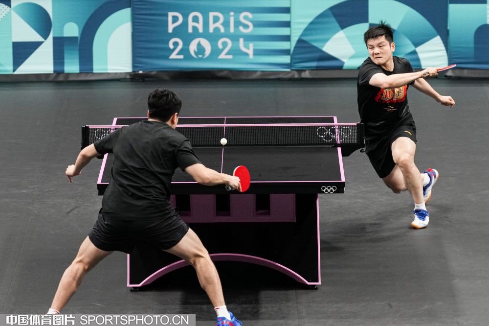 洛杉矶道奇队球星吉布森（Kirk Gibson）在 1988 年的一瘸一拐再见轰，成为永恒经典